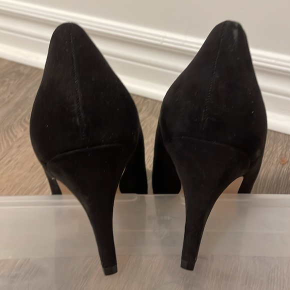 Black and Silver Pumps - Picture 3 of 3